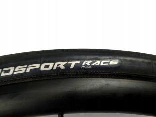 KOŁA ROWEROWE KOMPLET MICHE ROZMIAR 28" TARCZE CENTERLOCK OSIE 12MM