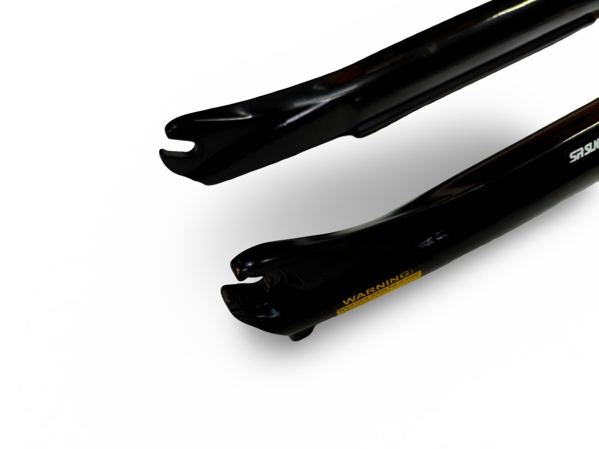 AMORTYZATOR ROWEROWY TREKKING SR SUNTOUR NCX M9 KOŁO 28" QR9MM TAPERED