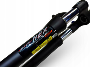 AMORTYZATOR ROWEROWY SR SUNTOUR E25 NLO NEX KOŁO 28" QR9MM SKOK 63MM 1,1/8"