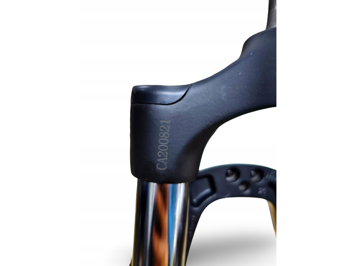 AMORTYZATOR ROWEROWY SR SUNTOUR E25 NLO NEX KOŁO 28" QR9 SKOK 63MM 1,1/8"