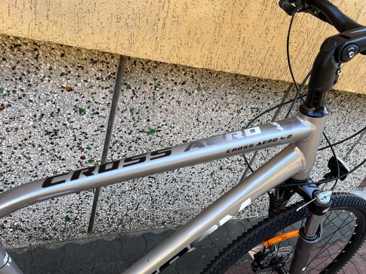 ROWER CROSSOWY STORM CROSS AERO 4.0 28 (L) SHIMANOACERA HYDRAULIKA