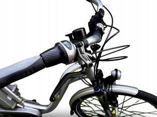 ROWER ELEKTRYCZNY FLYER RAMA 50CM KOŁA 26 SHIMANO NEXUS 8S BATERIA 540WH