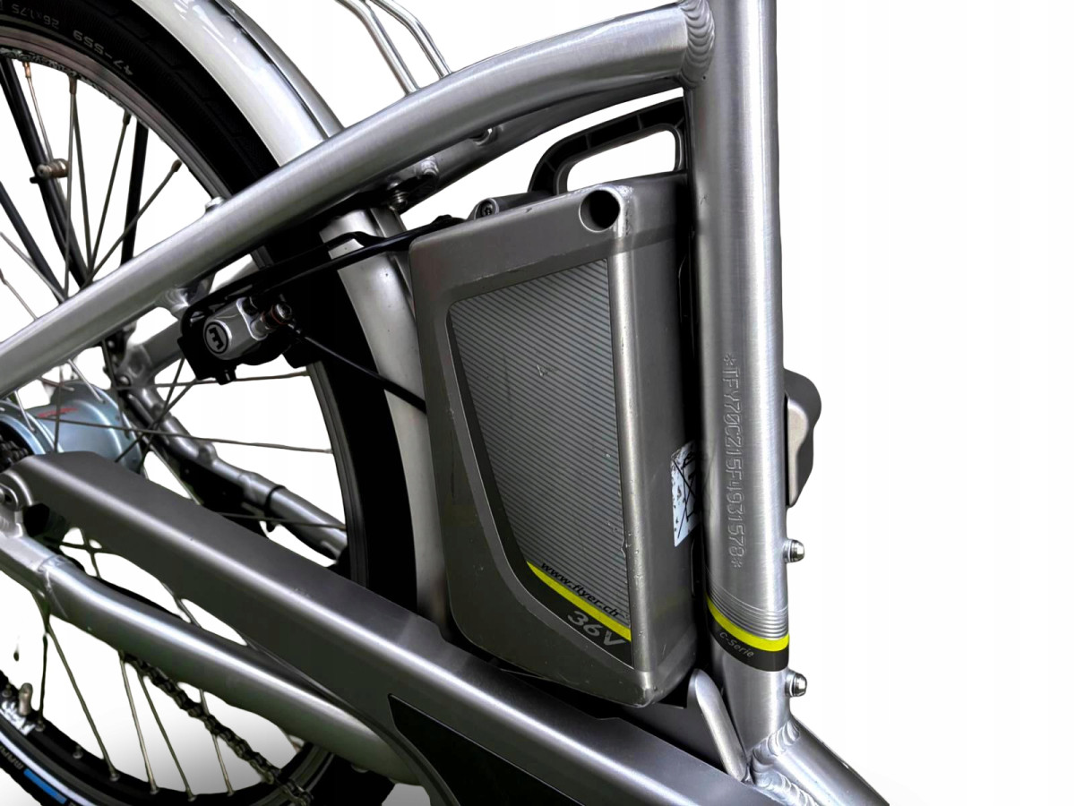 ROWER ELEKTRYCZNY FLYER RAMA 50CM KOŁA 26 SHIMANO NEXUS 8S BATERIA 540WH