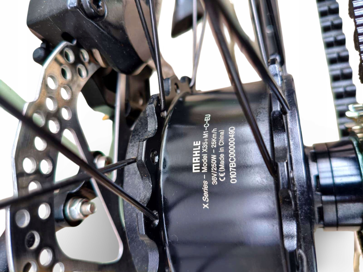 ROWER ELEKTRYCZNY ROSE SNEAK PLUS EQ RAMA 62CM MAHLE X35 PASEK GATES 14KG