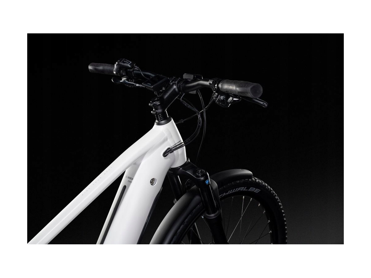 ROWER ELEKTRYCZNY LAPIERRE E-EXPLORER 8.8 50CM BOSCH GEN 5 85NM 800WH