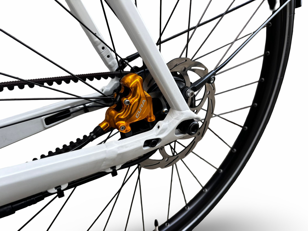 ROWER ELEKTRYCZNY ROSE SNEAK PLUS EQ RAMA 57CM MAHLE X35 PASEK GATES 15KG