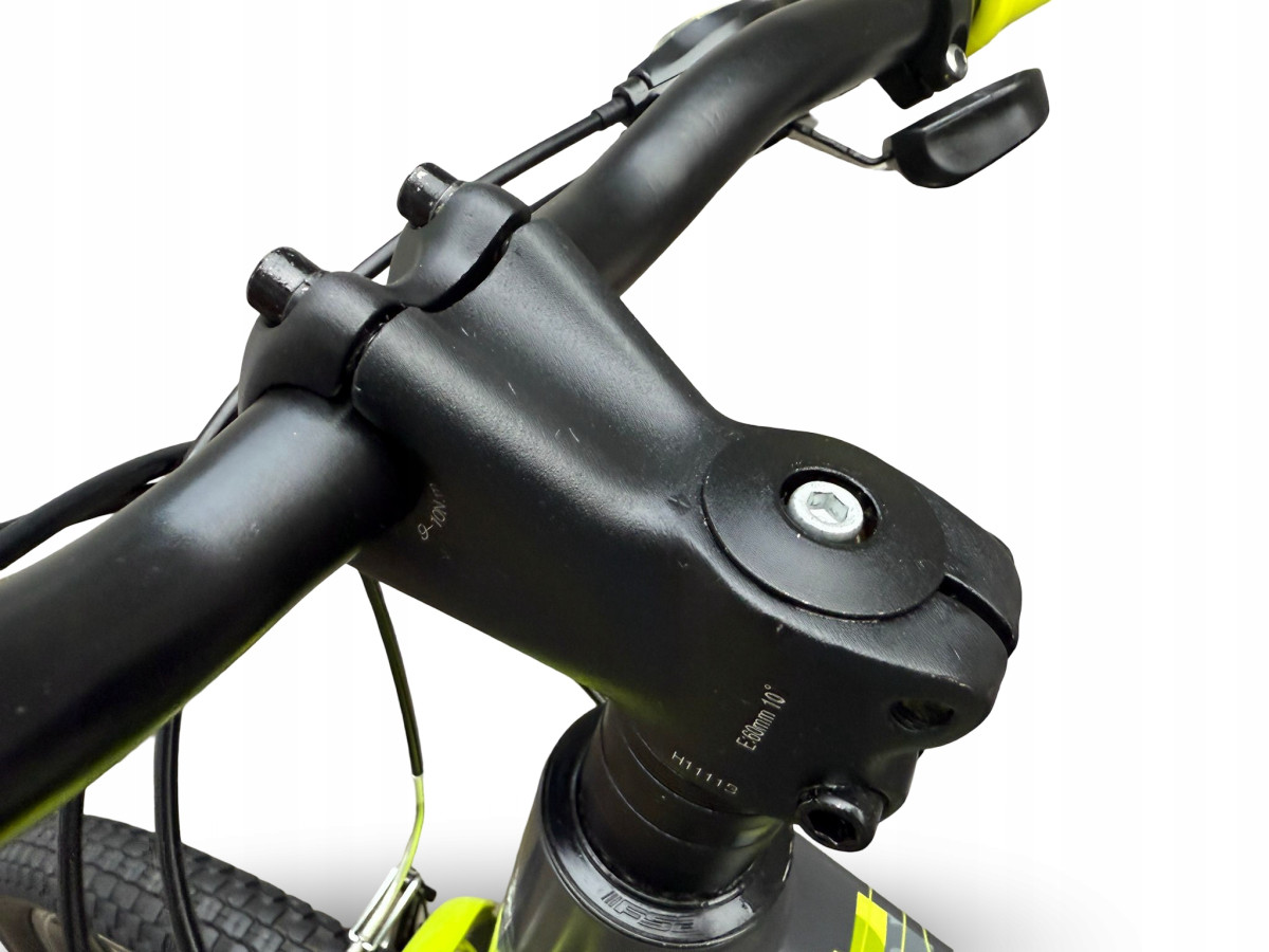 ROWER DIRT STUNT GIANT REVEL STREET 4 SHIMANO SR SUNTOUR V-BRAKE