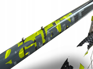 ROWER DIRT STUNT GIANT REVEL STREET 4 SHIMANO SR SUNTOUR V-BRAKE