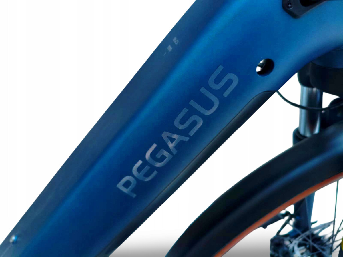ROWER ELEKTRYCZNY PEGASUS PREMIO EVO 9 RAMA 60CM KOŁA 28" BOSCH SMART 625WH