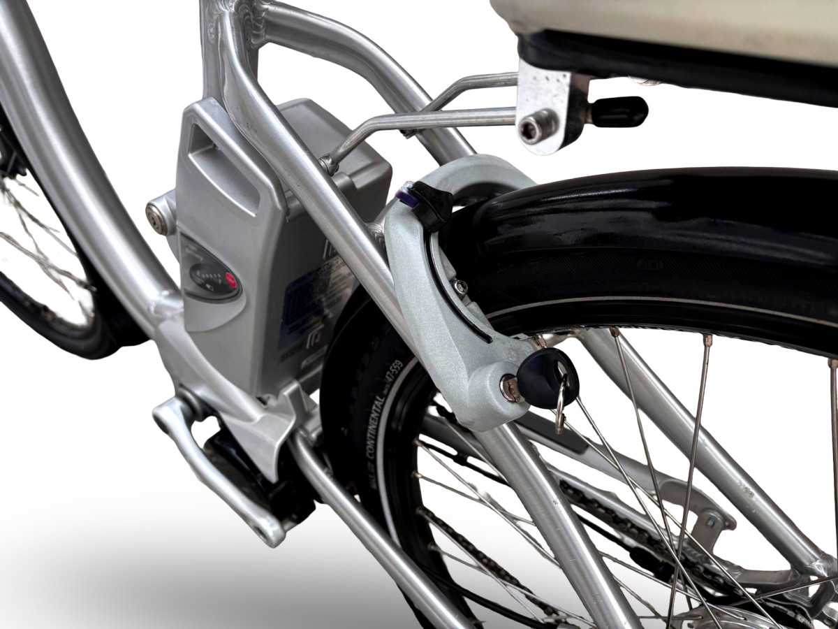 ROWER ELEKTRYCZNY FLYER RAMA 46CM KOŁA 26" PANASONIC 432WH PRZEBIEG 812KM