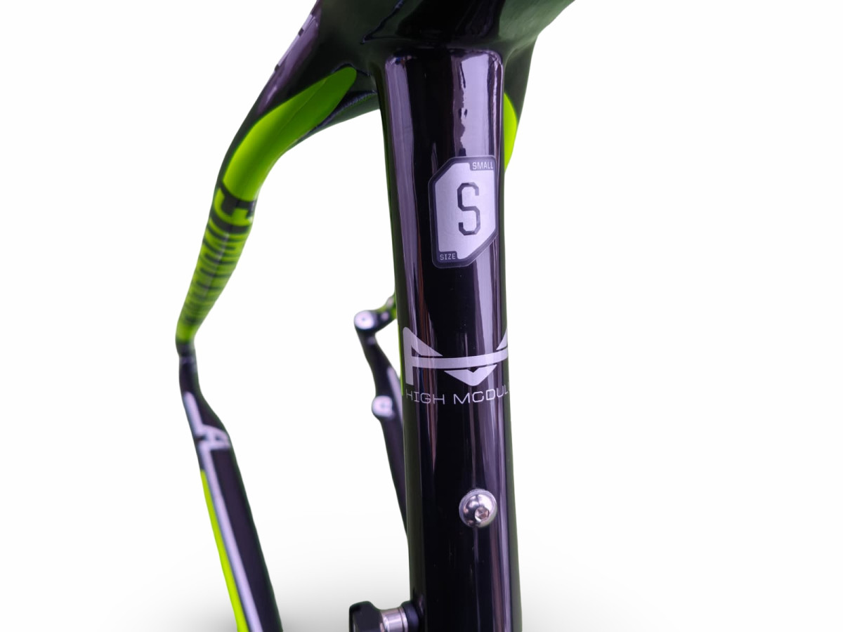 RAMA ROWEROWA MTB XC CANNONDALE F-SI CARBON 4 ROZMIAR S STERÓWKA 1,5" LEFTY