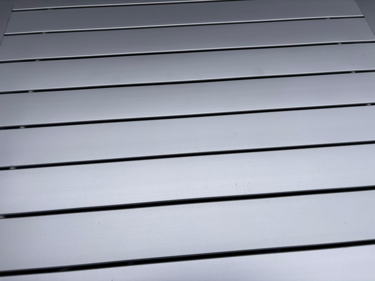 STOLIK TURYSTYCZNY KEMPINGOWY UQUIP ALUMINIOWY 70X70X67CM WAGA 3,5KG