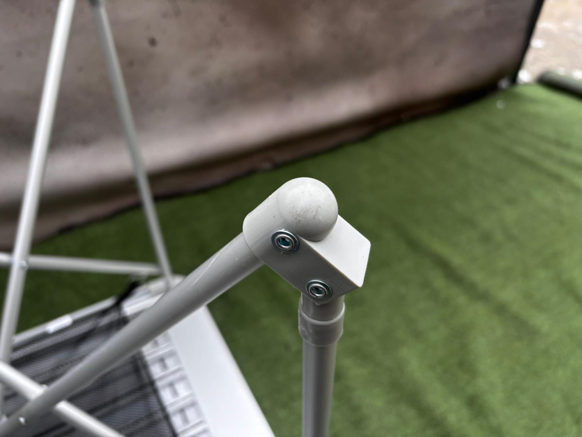 STOLIK TURYSTYCZNY KEMPINGOWY UQUIP ALUMINIOWY 70X70X67CM WAGA 3,5KG