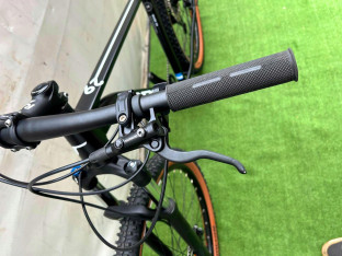 NOWY ROZZO BASE 30 SHIMANO DEORE 12S M6100 KOŁA 29 RAMA L 19" ROCK SHOX