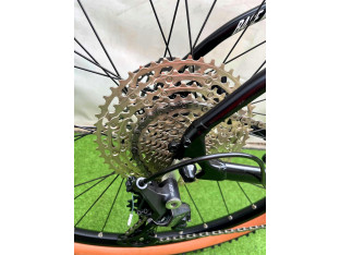 NOWY ROZZO BASE 30 SHIMANO DEORE 12S M6100 KOŁA 29 RAMA L 19" ROCK SHOX