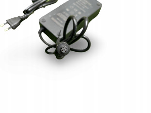 ŁADOWARKA DO AKUMULATORÓW YAMAHA 4 PIN 500WH DO ROWERU ELEKTRYCZNEGO 42V 4A