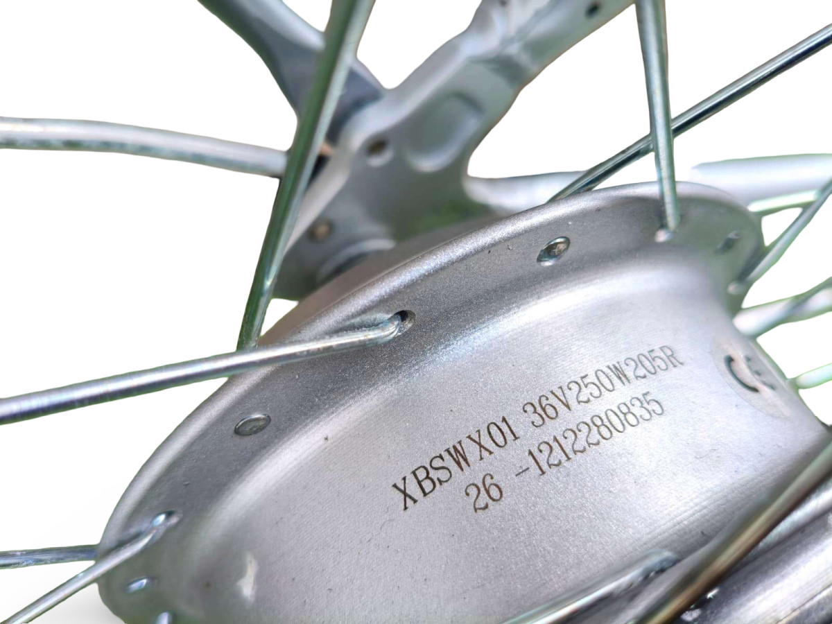 ROWER ELEKTRYCZNY BONANZA RAMA 48CM KOŁA 26" BATERIA 360WH PRZEBIEG 743KM