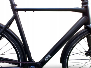 ROWER ELEKTRYCZNY ROSE SNEAK PLUS EQ RAMA 57CM MAHLE X35 PASEK GATES 14KG