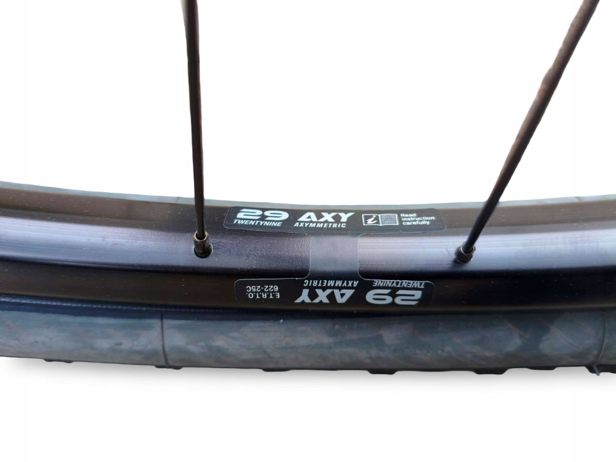 ROWER ELEKTRYCZNY WILIER URTA HYBRID CARBON FAZUA 60NM 430WH RAMA L 48CM