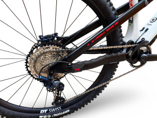 ROWER ELEKTRYCZNY ENDURO NOX HELIUM 5.9 RAMA 43CM FOX36 SLX1X12 FAZUA 252WH