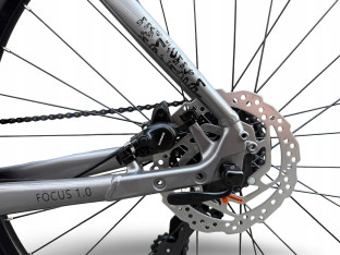 ROWER FITNESS GRAVEL STORM FOCUS 1.0 FLATBAR 58CM GREY BLACK HYDRAULIKA