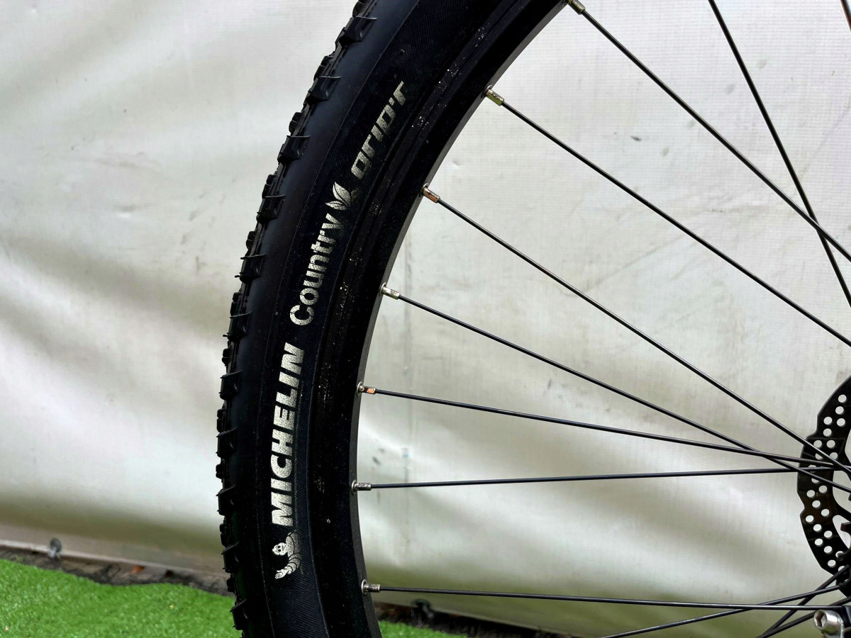 SCOT SPARK 900 CONTESSA RAMA M 44CM SHIMANO DEORE XT FOX DT SWISS