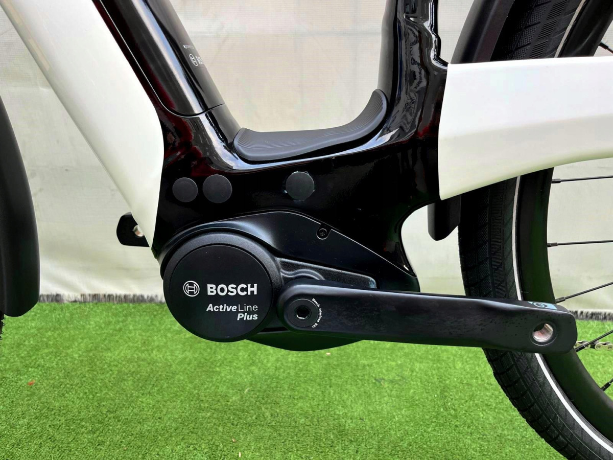 CANNONDALE MAVARO NEO 5+ RAMA M BOSCH 625WH Wyprzedaż - 50 %