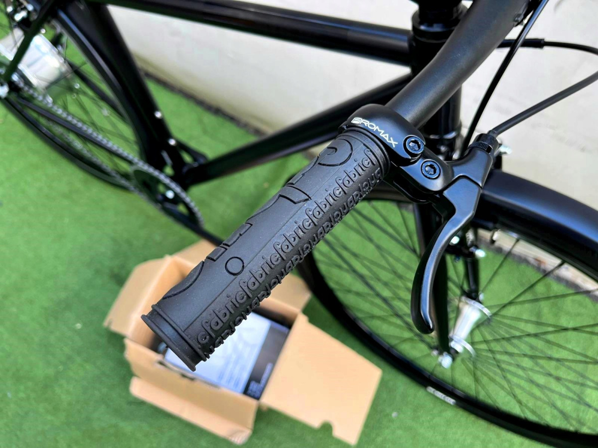 FIXIE BACKSPIN ZEHUS KOŁA 28" RAMA 46CM ELEKTRYCZNY