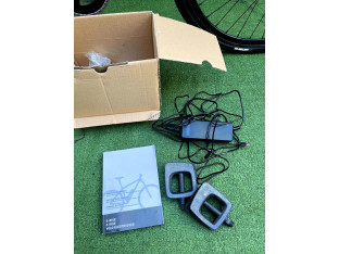 FIXIE BACKSPIN ZEHUS KOŁA 28" RAMA 46CM ELEKTRYCZNY