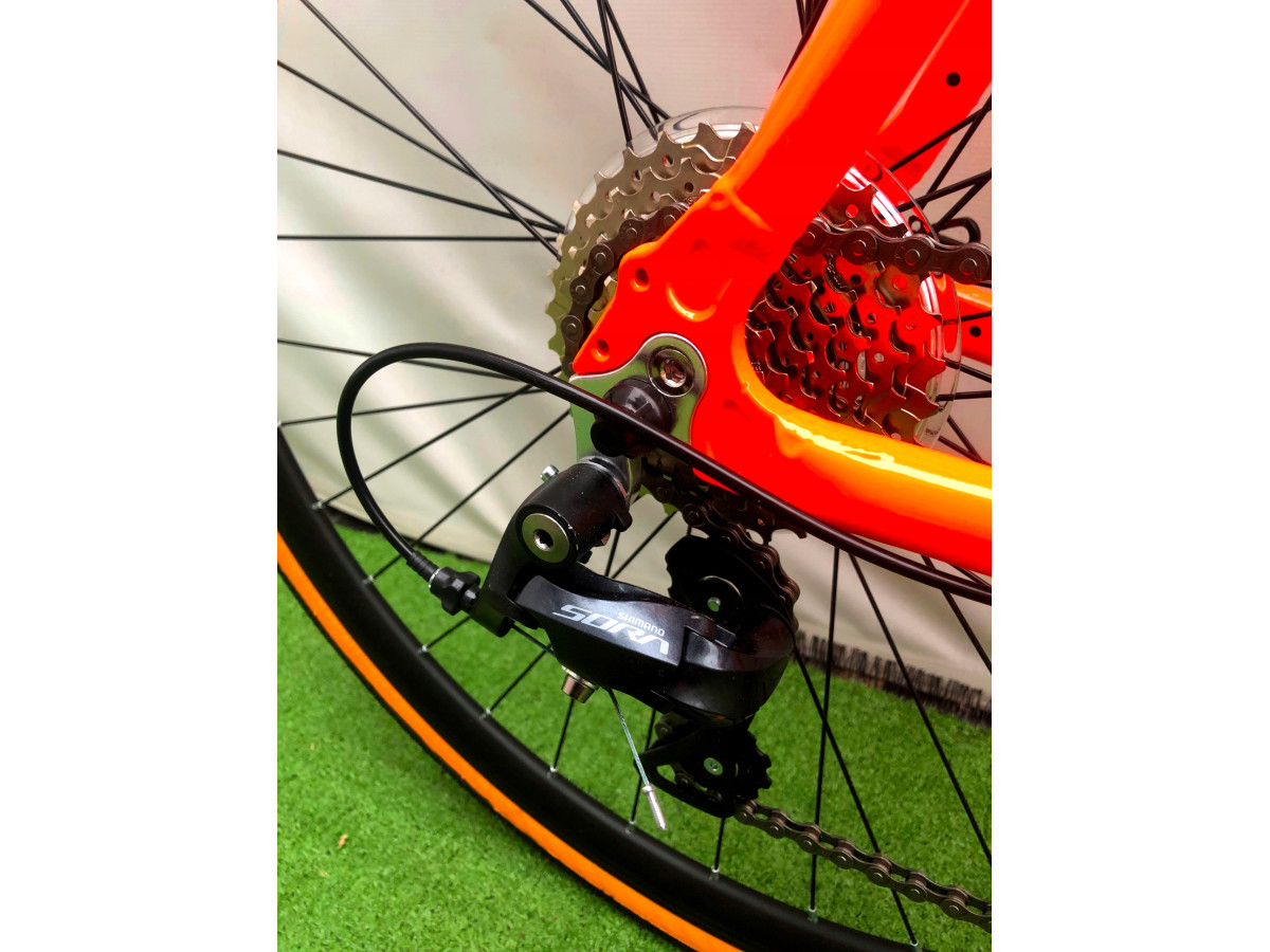 ROWER SZOSOWY GRAVEL FIXIE FLOATER RACE 8S 60CM SHIMANO SORA 2023