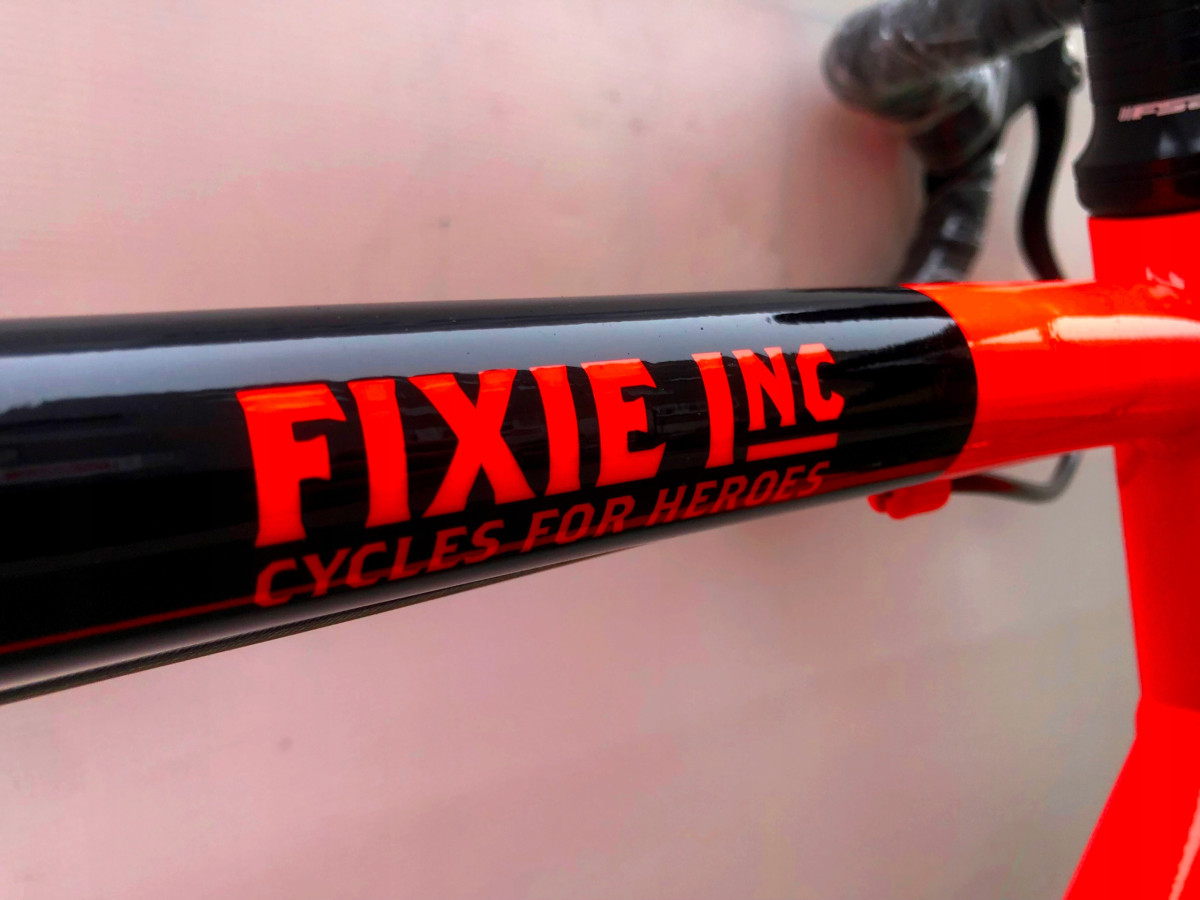 ROWER SZOSOWY GRAVEL FIXIE FLOATER RACE 8S 60CM SHIMANO SORA 2023