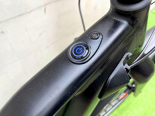 Rower Elektryczny SERIOUS INTENTION 11.0 27.5" Hydraulika