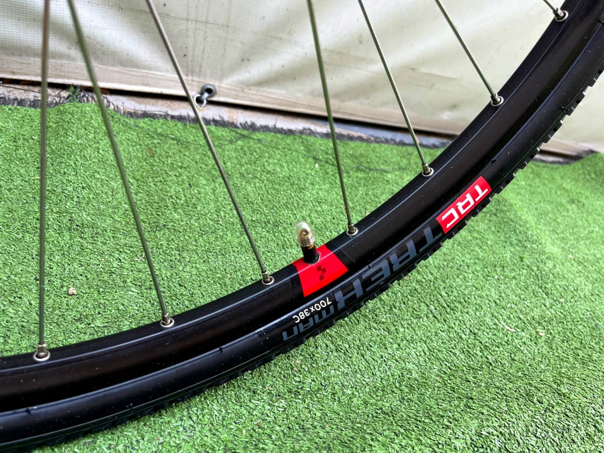 ROWER ELEKTRYCZNY CUBE CROSS HYBRID PRO SHIMANO 1x10 RAMA 58" KOŁA 28"