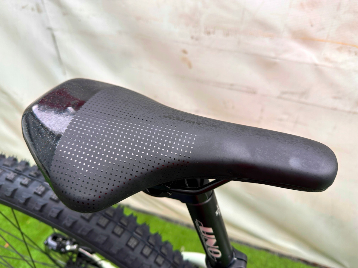 SANTA CRUZ CHAMELEON 7.1 KOŁA 29" SRAM NX FOX 34