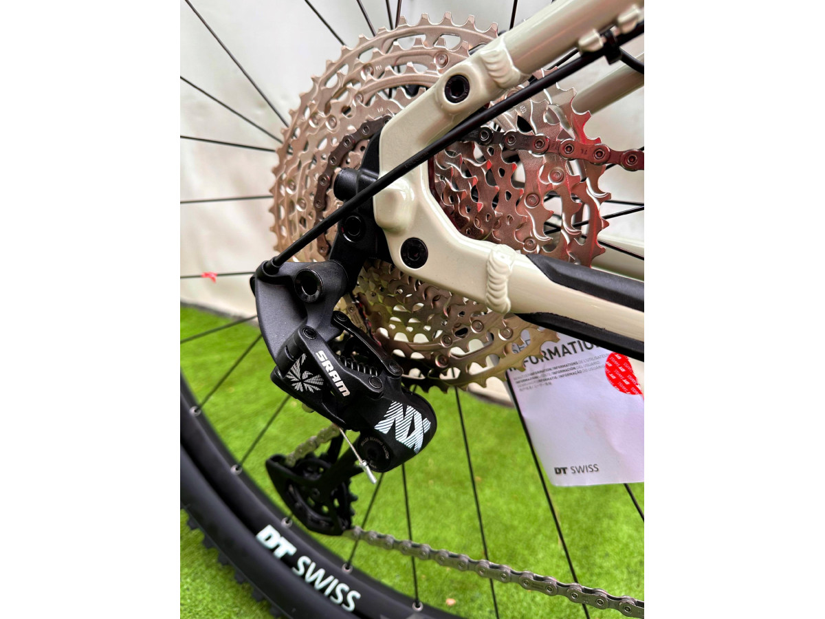 SANTA CRUZ CHAMELEON 7.1 KOŁA 29" SRAM NX FOX 34