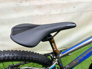 MERIDA BIG SEVEN 20 RAMA 15" KOŁA 27,5" SHIMANO ACERA HYDRAULIKA SUNTOUR